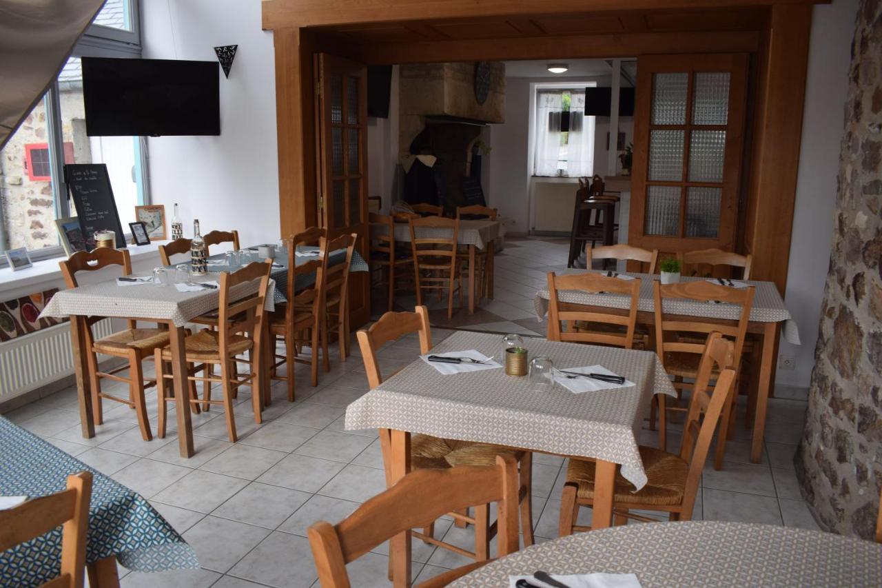 Auberge De La Vallee De La Douve L'Etang-Bertrand Екстер'єр фото