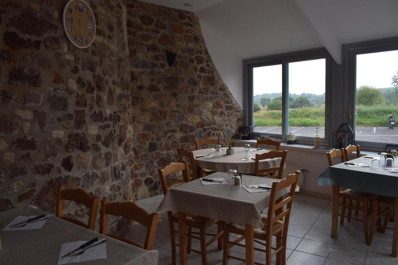 Auberge De La Vallee De La Douve L'Etang-Bertrand Екстер'єр фото